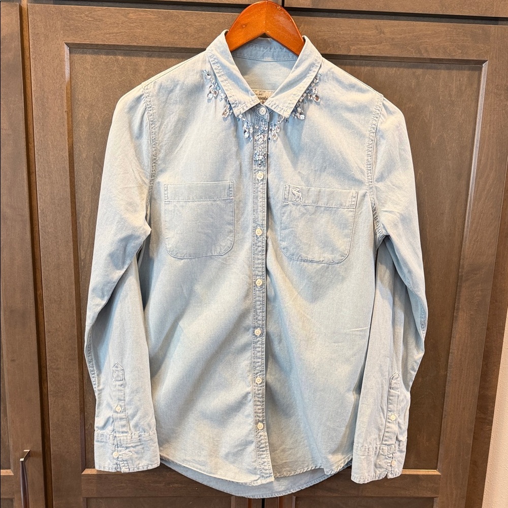 Vintage Abercrombie & Fitch Jeweled Collar Denim Shirt Light Wash Y2K Moose Sz M